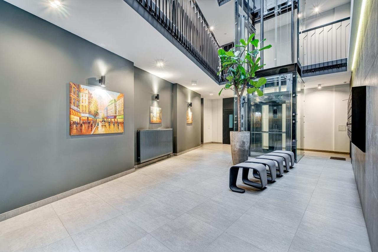 Happy Inn Just Studio, Self Check-In-24X7,Parking-In-The-Underground-Garage VNO Buitenkant foto